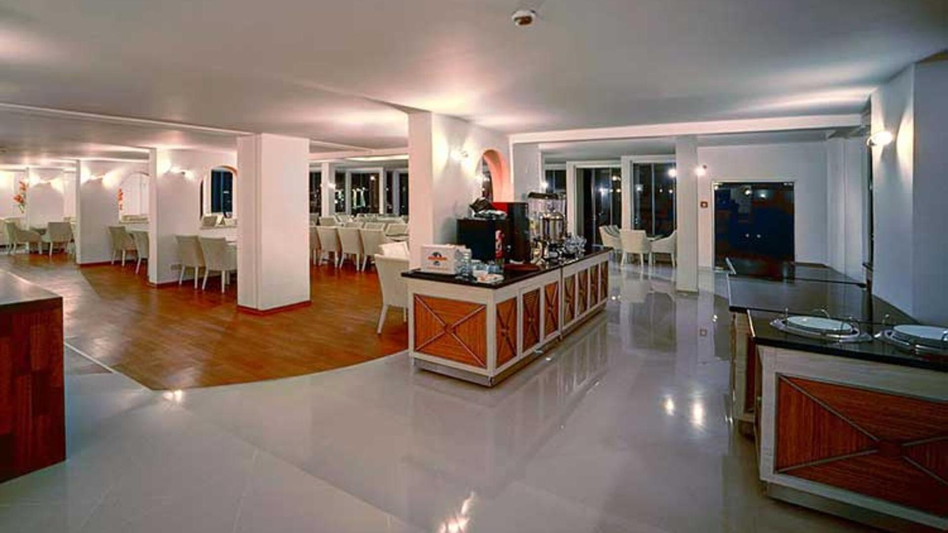 Jasmine Court Hotel Kyrenia  Exteriér fotografie