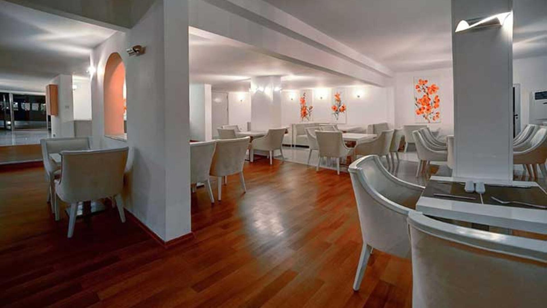 Jasmine Court Hotel Kyrenia  Exteriér fotografie